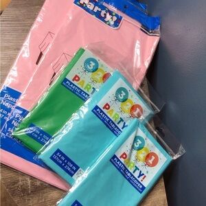 Party Plastic Tablecovers - Pink, Green, Blue, white (0223)